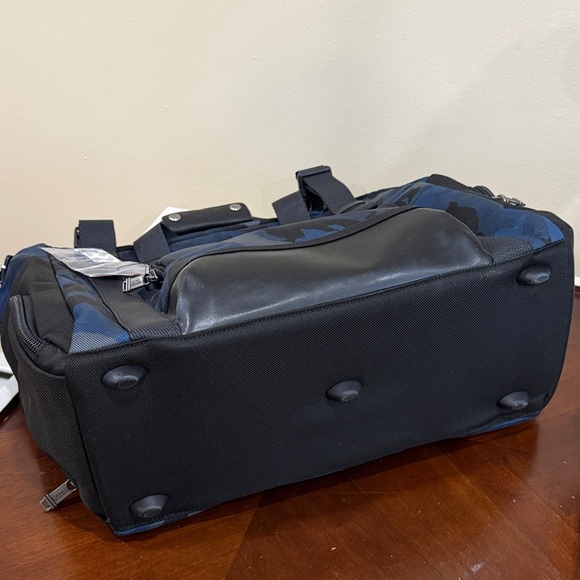 Tumi Alpha Bravo Buckner Duffel Blue Camo - Picture 11 of 16